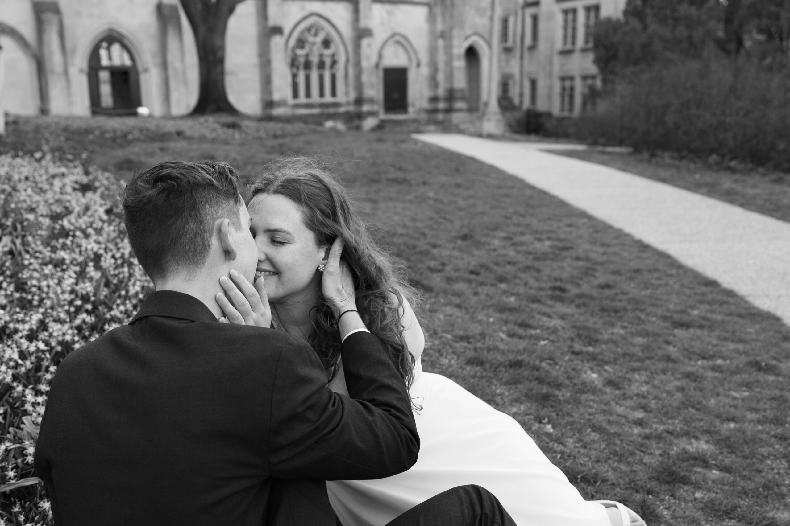 Black and white photo of couple at Washington National Cathedral