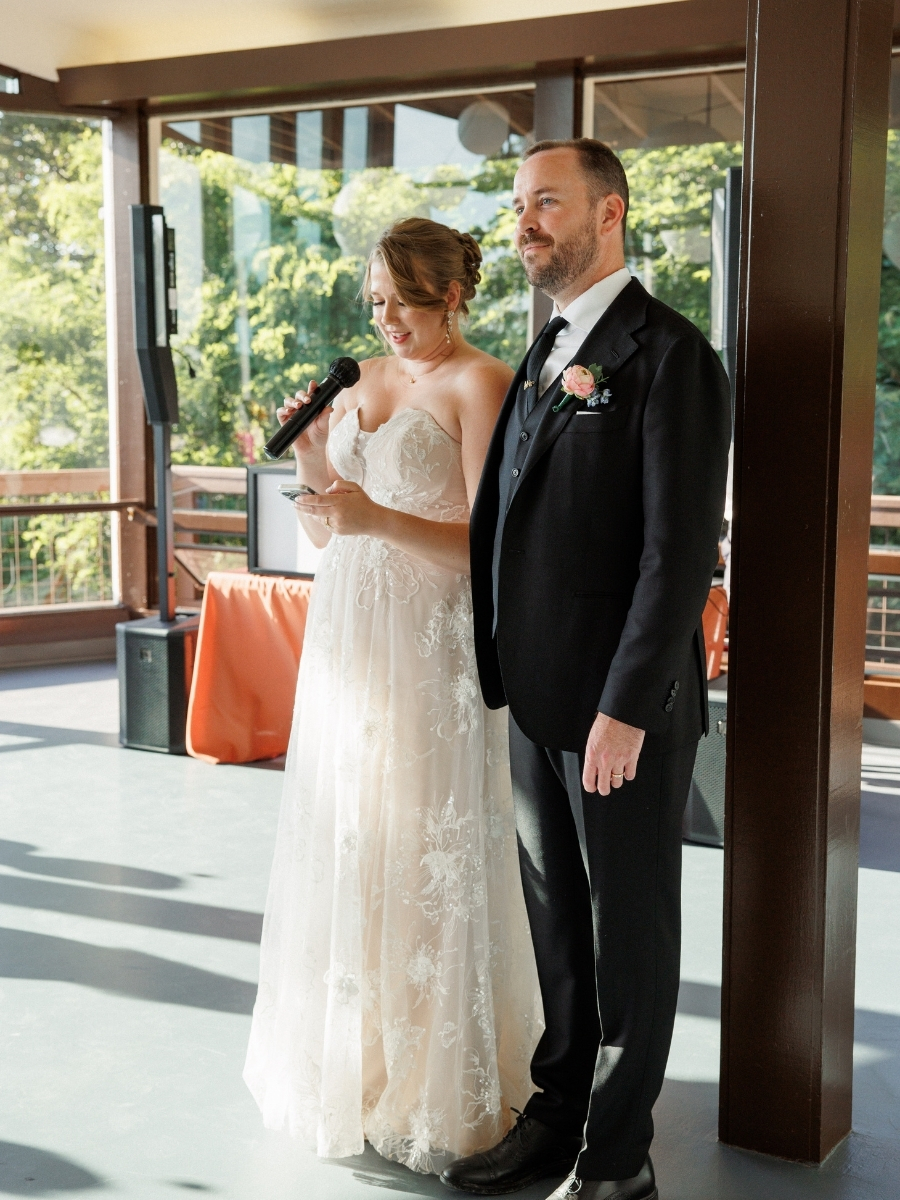 Blue Mountain Lodge | shenandoah valley wedding venue | photographs by Alex McCormick Photography