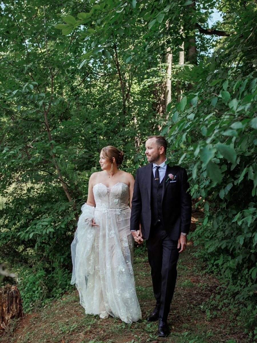 Blue Mountain Lodge Wedding Bride and Groom