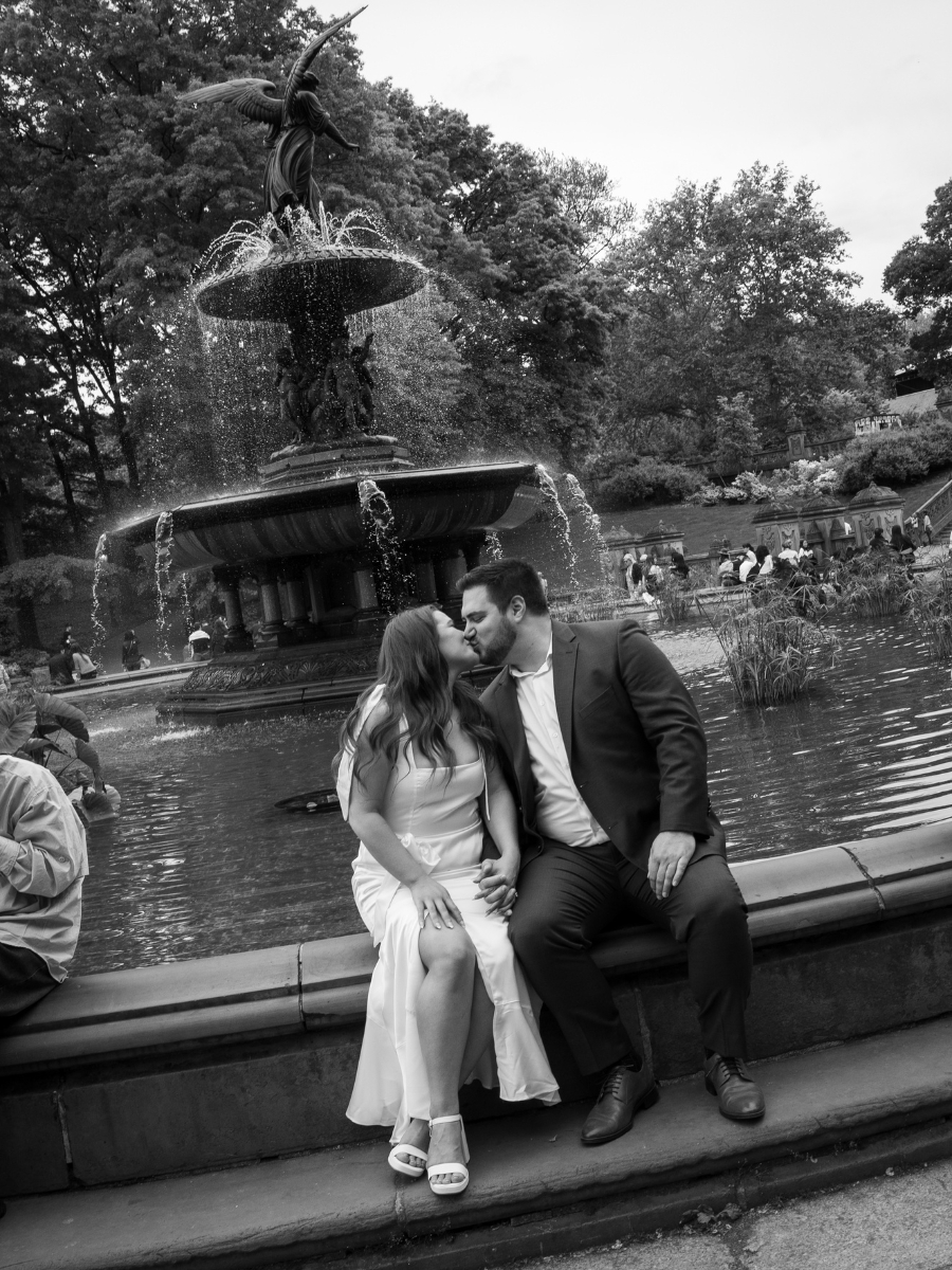 Bethesda Fountain engagement session