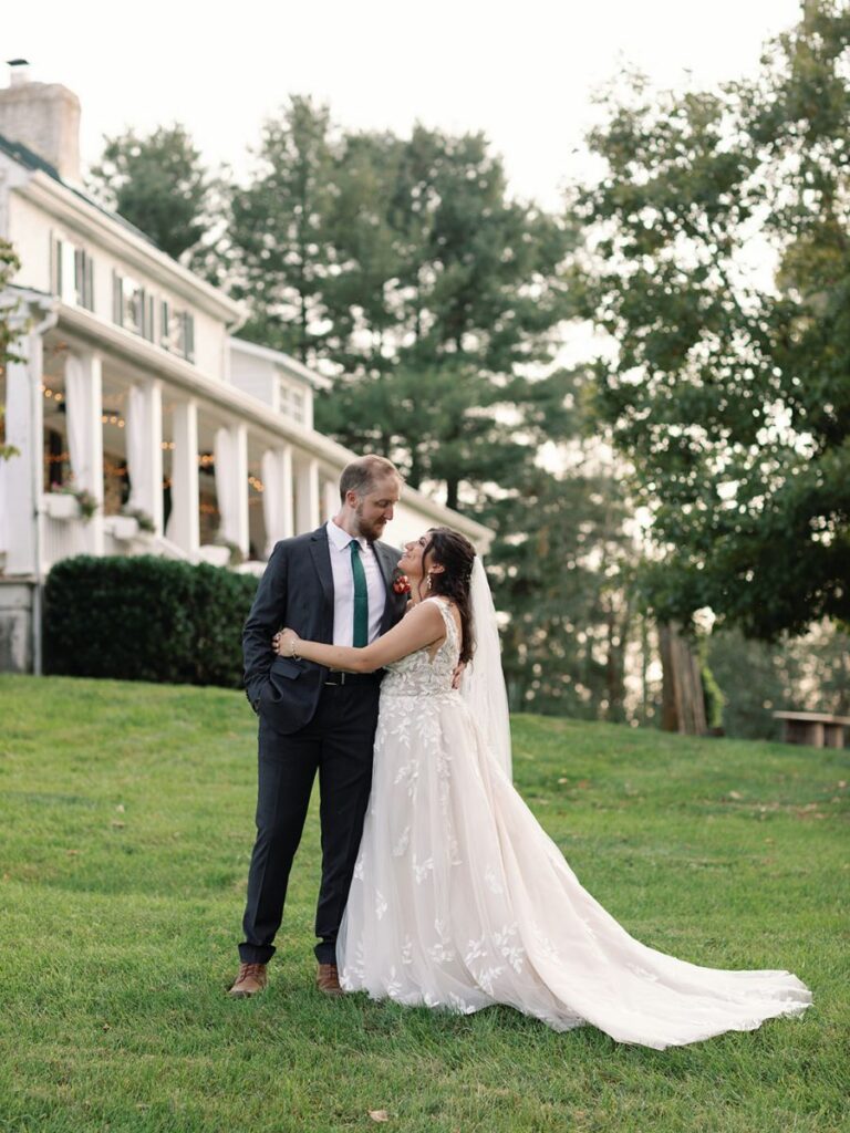 Blog post helping couples find their dream venue in Northern Virginia