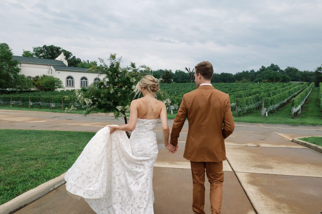 Stunning couple at Morais Vineyards in Virginia